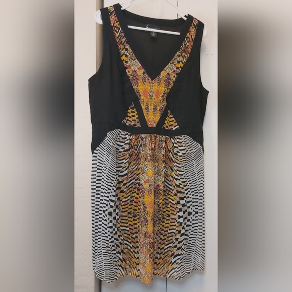 Lane Bryant Women's Sheer Lined V Neck Multicolored Aztec Print Dress Size 18 - Picture 9 of 9